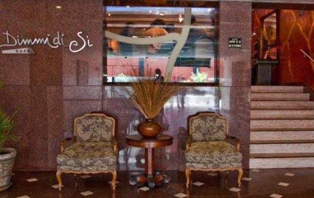 Hotel Maria Angola Lima Buitenkant foto