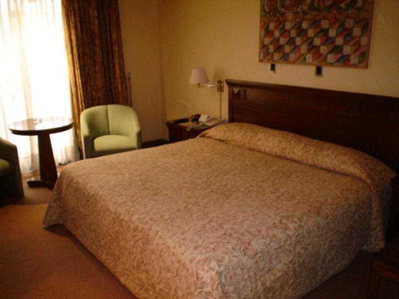 Hotel Maria Angola Lima Buitenkant foto