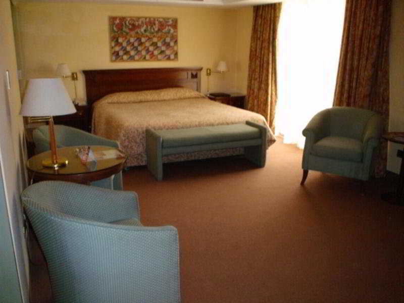 Hotel Maria Angola Lima Buitenkant foto